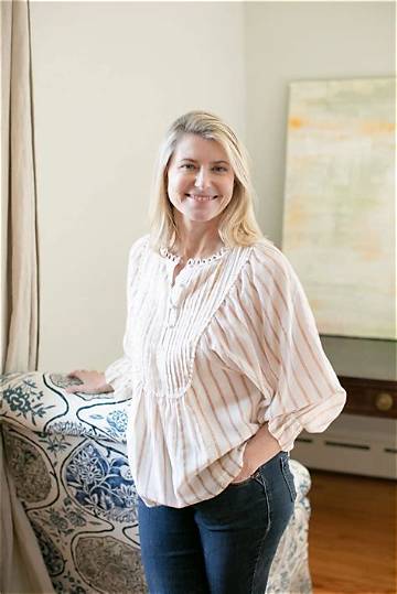 Paula Throckmorton: a Renowned Figure in the World of Art