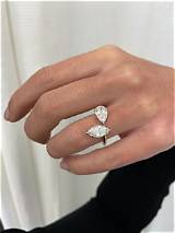 The Perfect Toi Et Moi Wedding Ring: a Symbol of Love and Togetherness