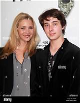 Who Is Lisa Kudrow S Son Julian Murray